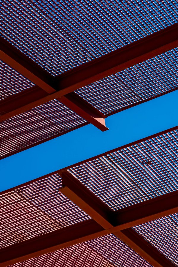 Caillebotis métallique sur mesure : robustesse et adaptabilité